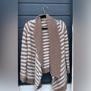 Beige and white Pleione Cardigan